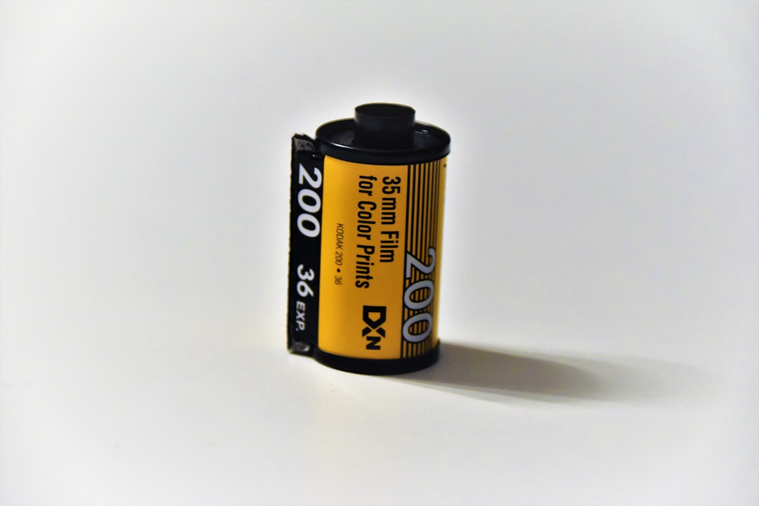 Photo Graphene battery